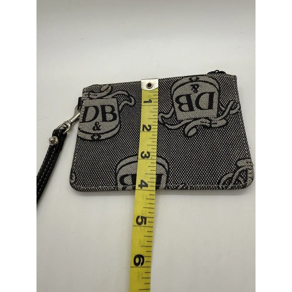 Dooney & Bourke Canvas DB Donegal Crest Wristlet Grey Black W/‎ Handstrap zip